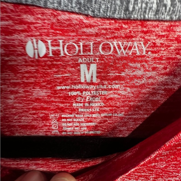 Holloway Red Short Sleeve Athletic Tee Mens Medium - Picture 4 of 4